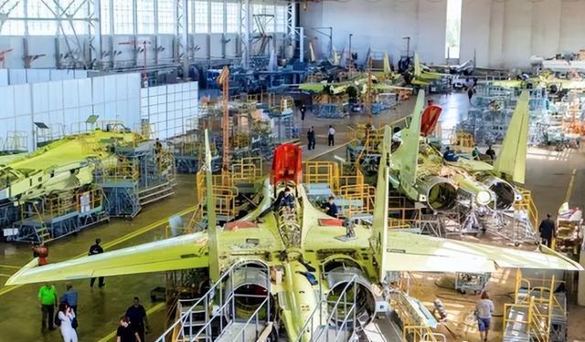 中國(guó)最新殲-35戰(zhàn)斗機(jī)，揭示其技術(shù)革新與戰(zhàn)略價(jià)值